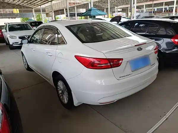 Ford Escort 2015