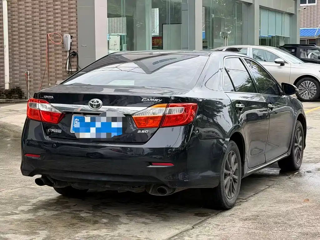 Toyota Camry 2013