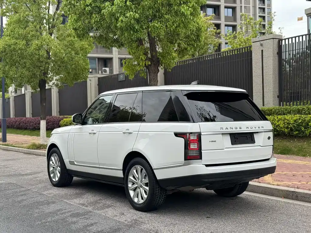 Land Rover Range Rover 2018 — фото 13