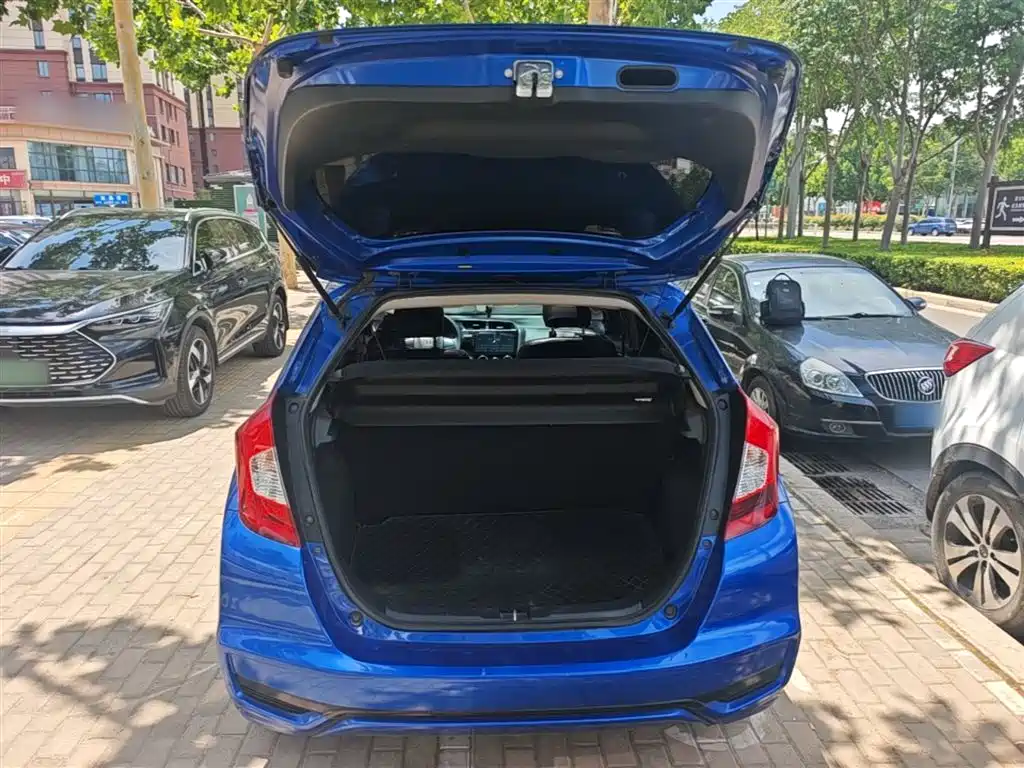 Honda Fit 2019 — фото 19