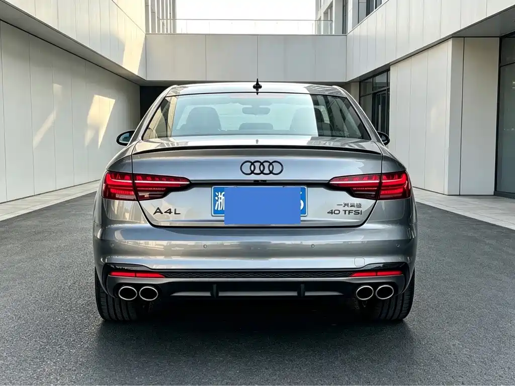 Audi S4 2023 — фото 14