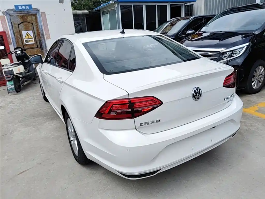 Volkswagen Lamando 2018 — фото 5