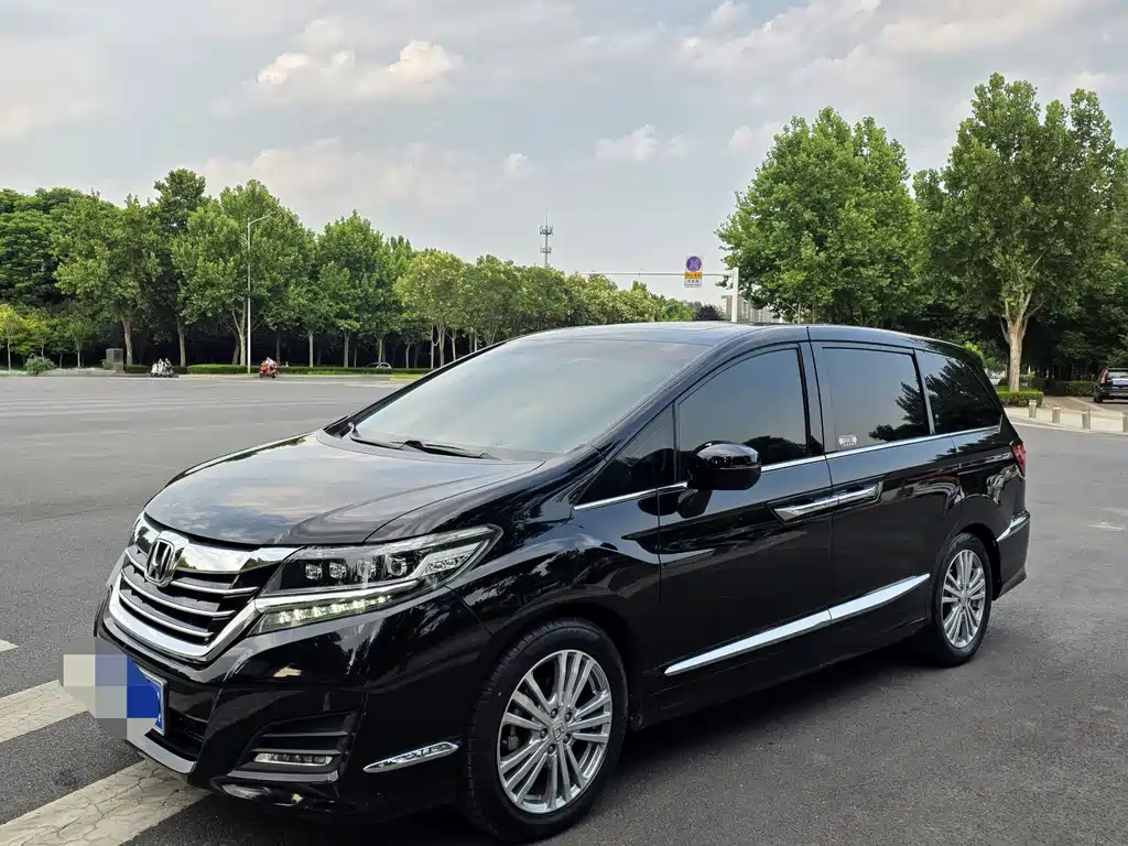 Honda Elysion 2019 — фото 1