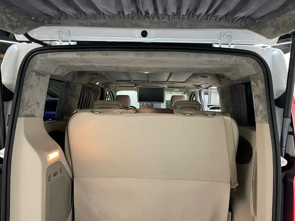 Ford Tourneo 2020 — фото 14