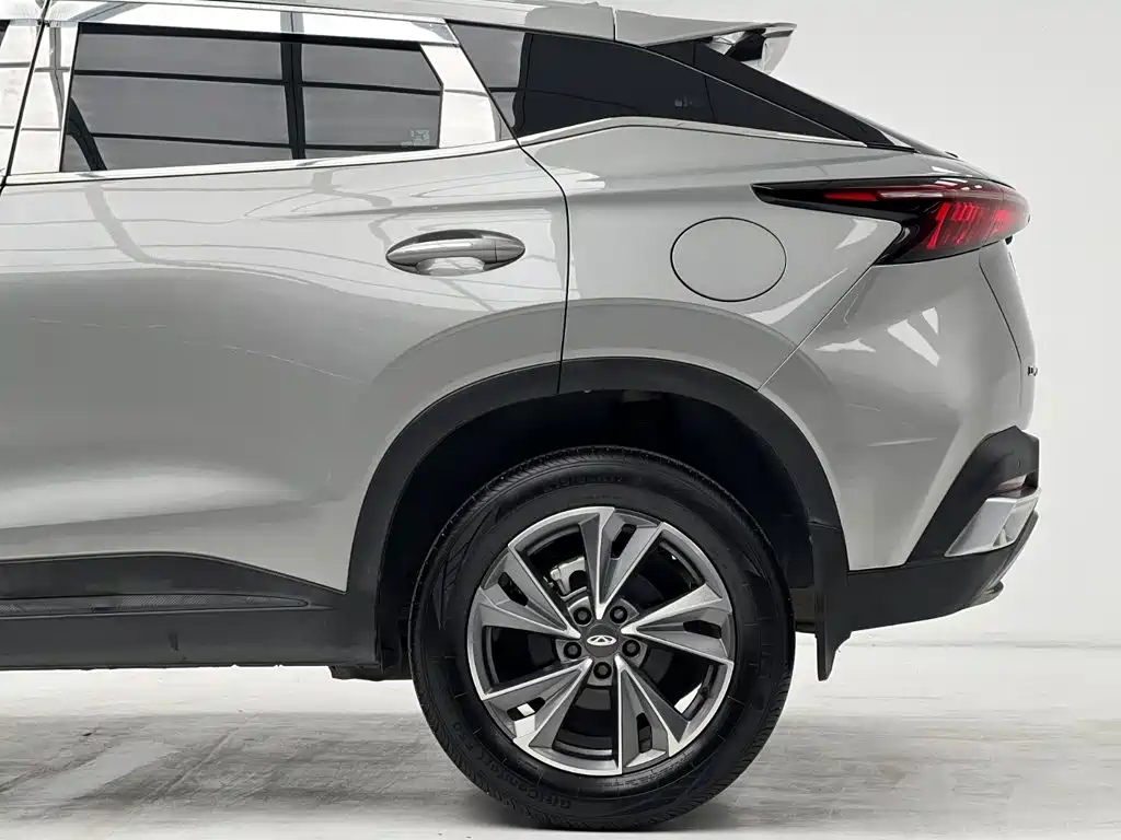 Chery Omoda 2022 — фото 20