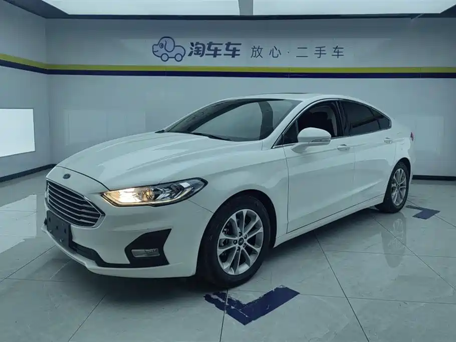 Ford Mondeo 2021 — фото 1