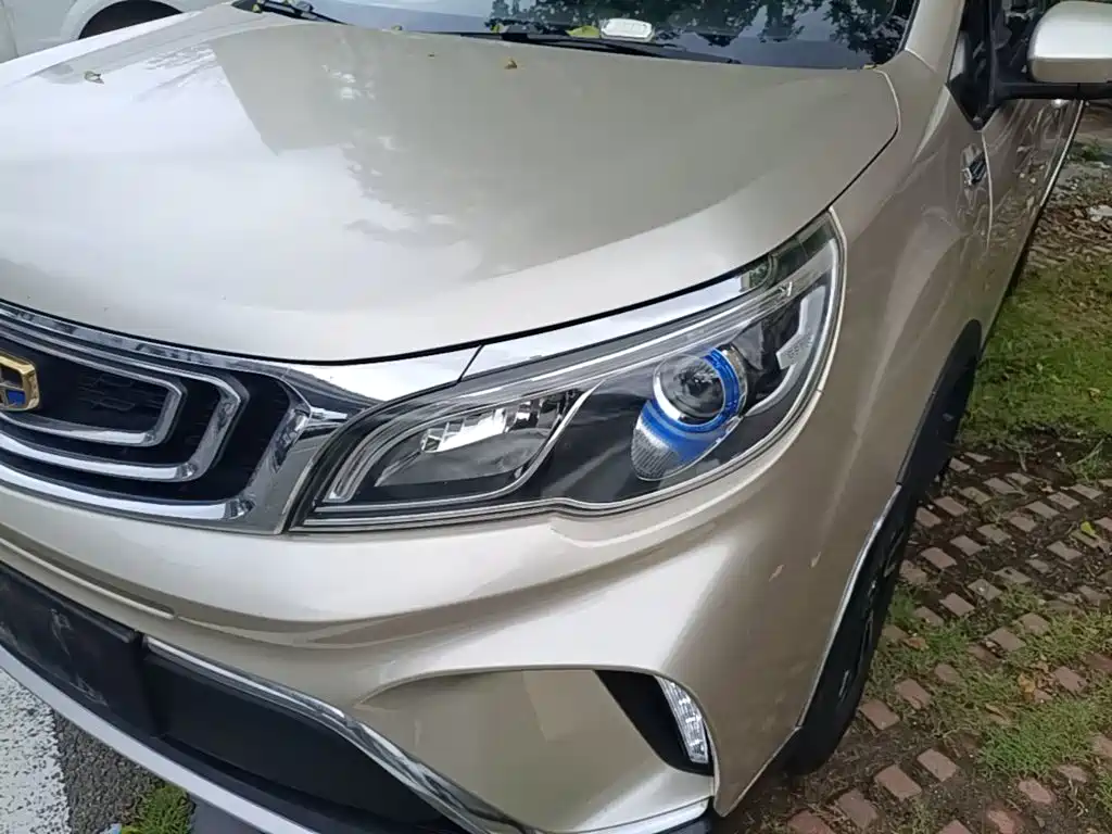 Geely Vision X3 2018 — фото 24