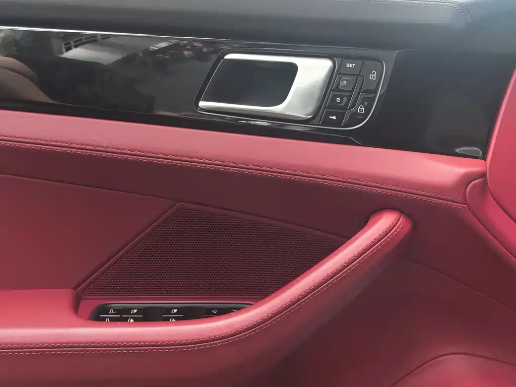 Porsche Panamera 2021 — фото 9