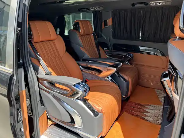 Mercedes-Benz Vito 2024