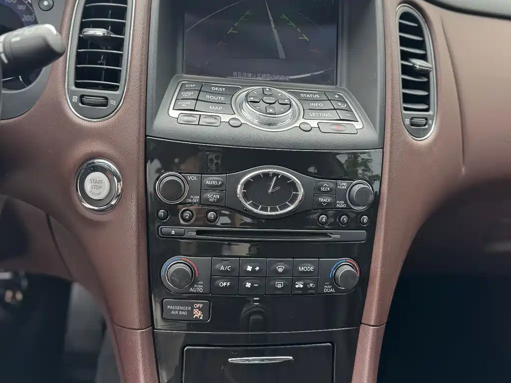 Infiniti QX50 2016 — фото 13
