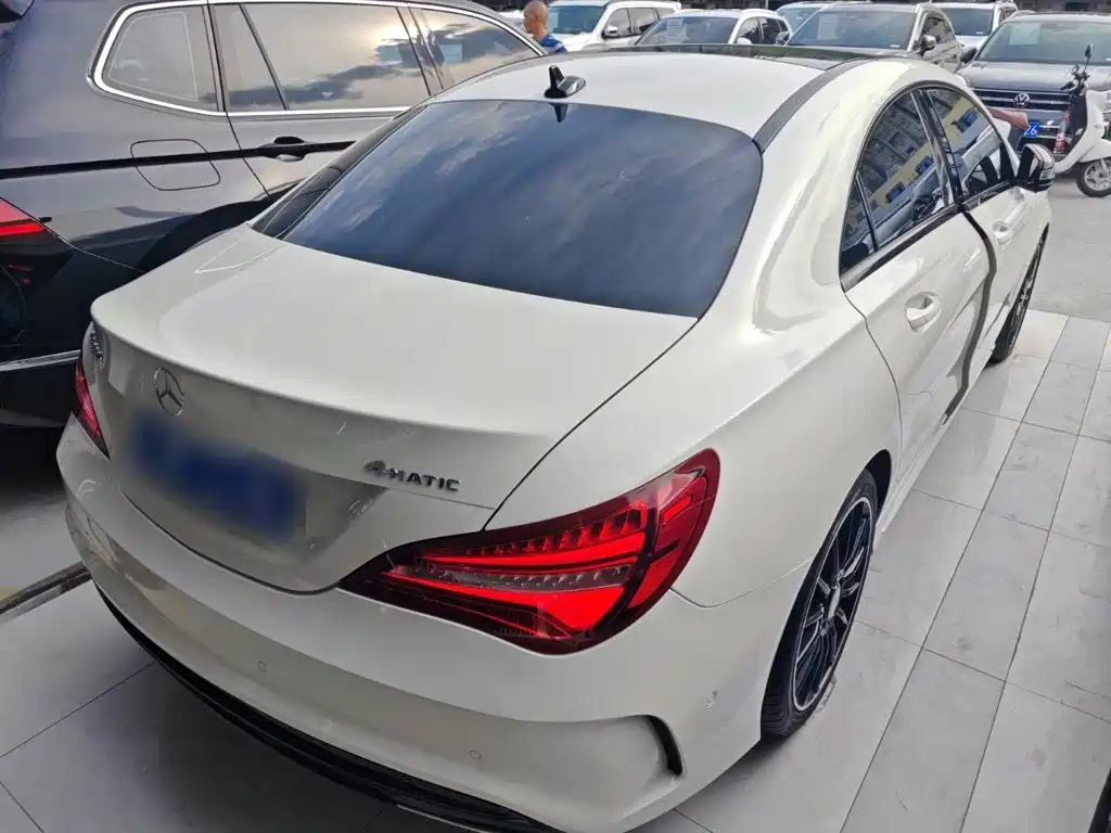 Mercedes-Benz CLA 2016