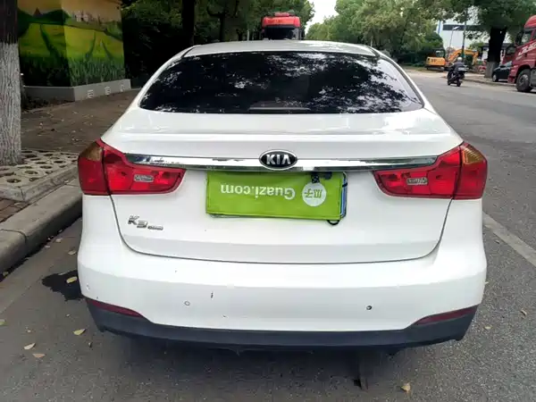 Kia K3 2016