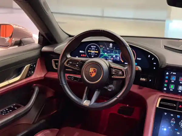 Porsche Taycan 2021