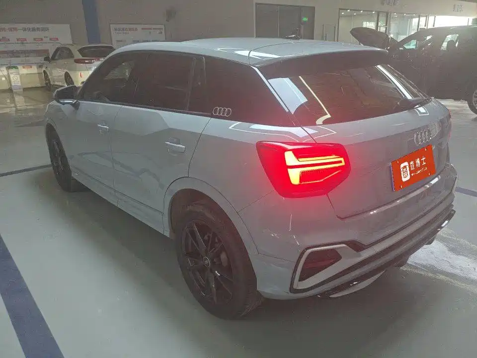 Audi Q2L 2022