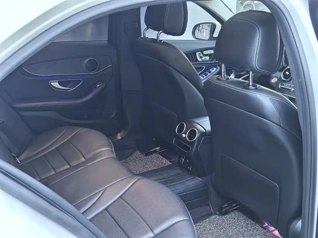 Mercedes-Benz C-Class 2020 — фото 12