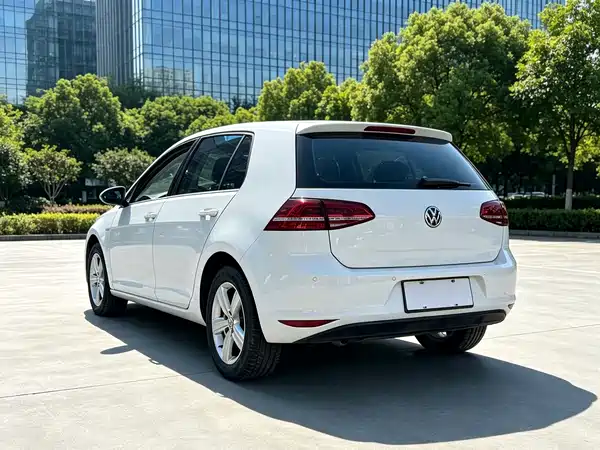 Volkswagen Golf 2016