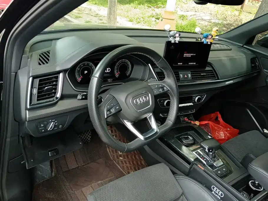 Audi Q5L Sportback 2023 — фото 12