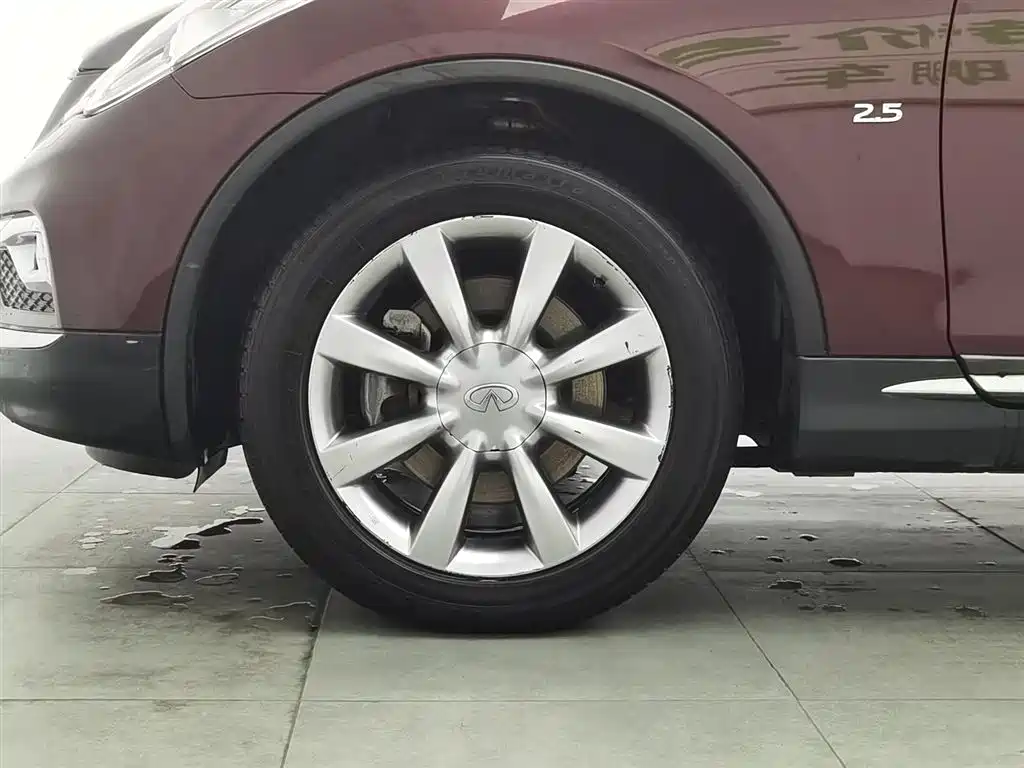 Infiniti QX50 2015 — фото 17