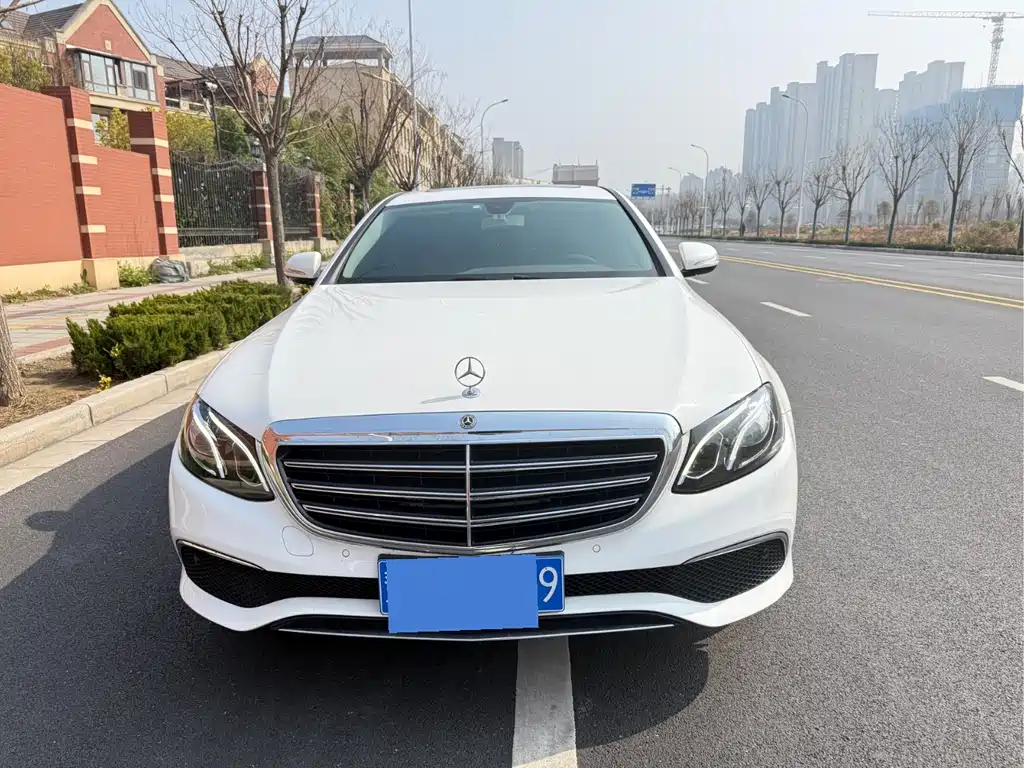 Mercedes-Benz E-Class 2020 — фото 1