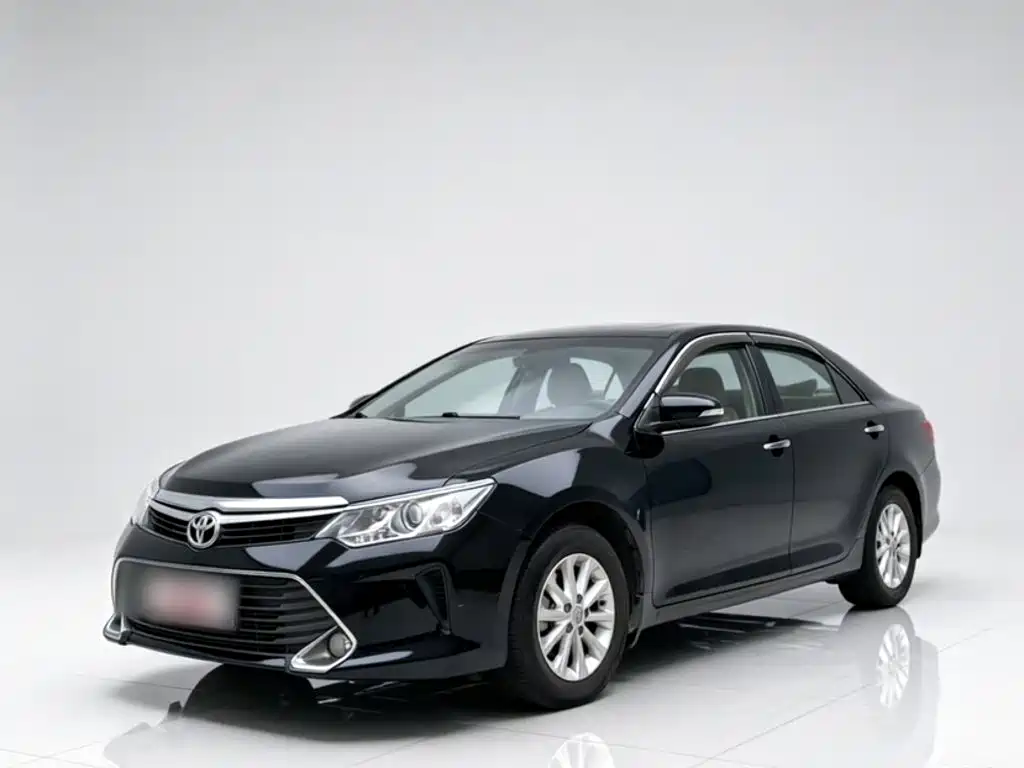 Toyota Camry 2015 — фото 2