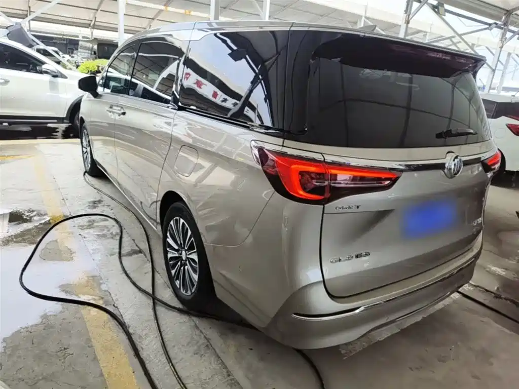 Buick GL8 2022 — фото 5