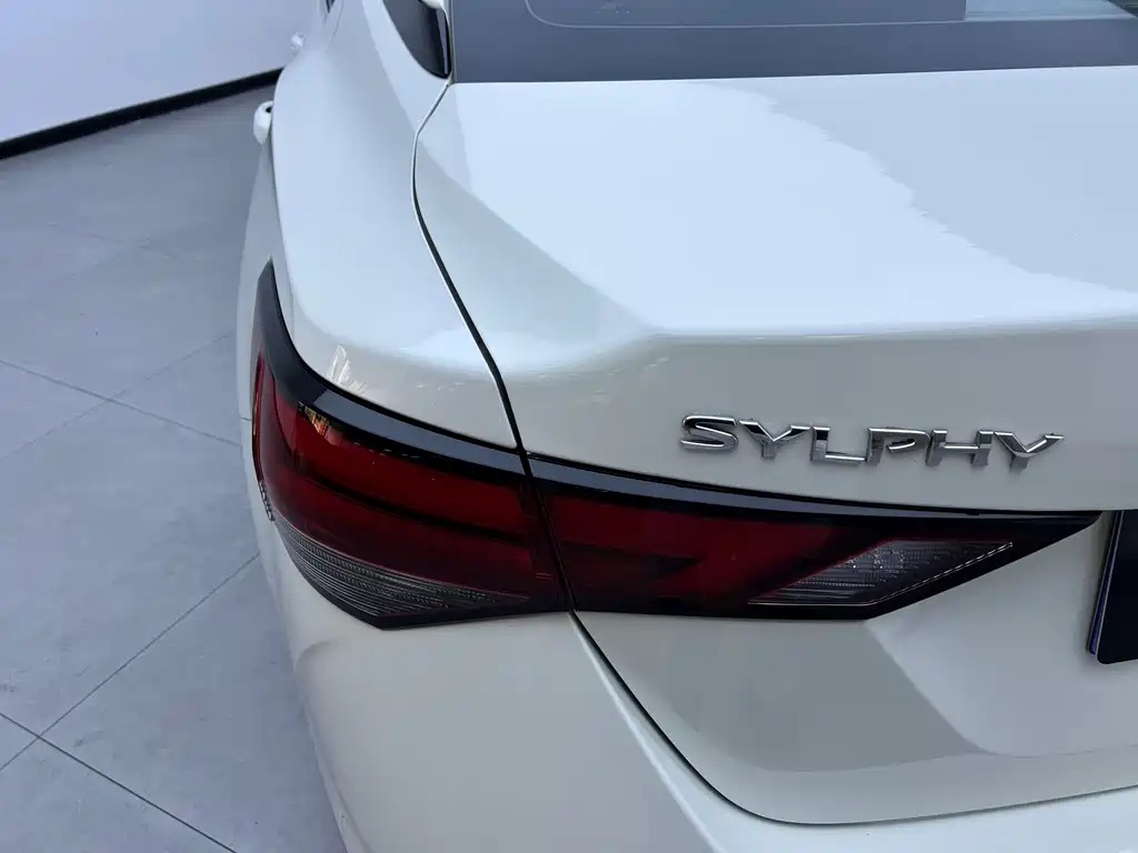 Nissan Sylphy 2021 — фото 8