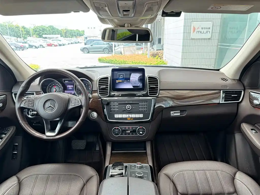 Mercedes-Benz GLS 2018 — фото 9