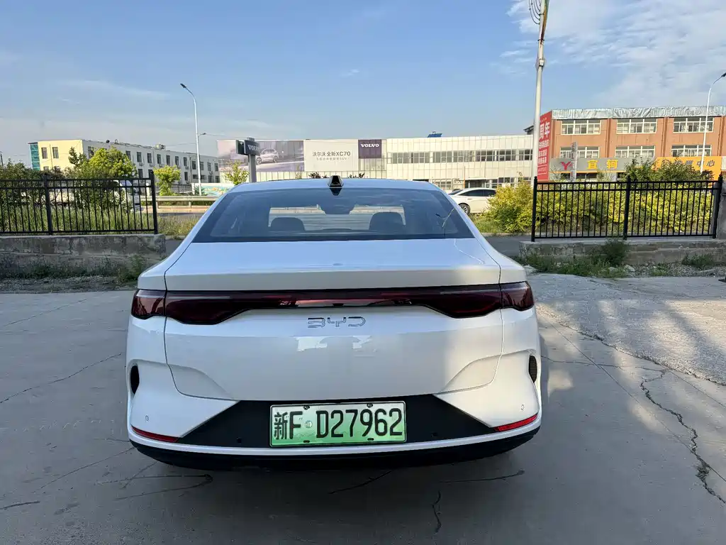 BYD Qin L 2025 — фото 10