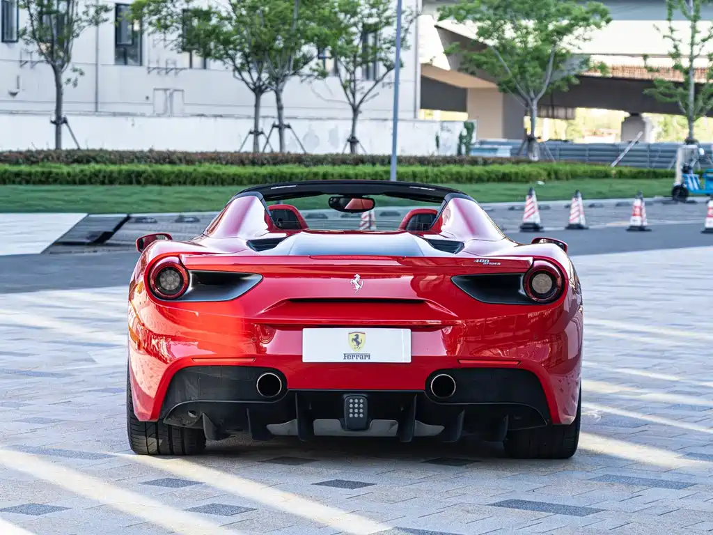 Ferrari 488 2019 — фото 7