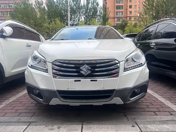 Suzuki S-Cross 2014