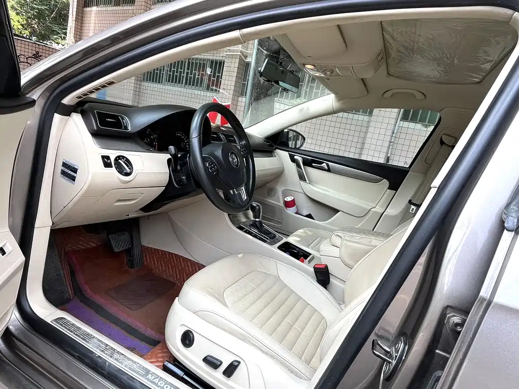 Volkswagen Magotan 2014