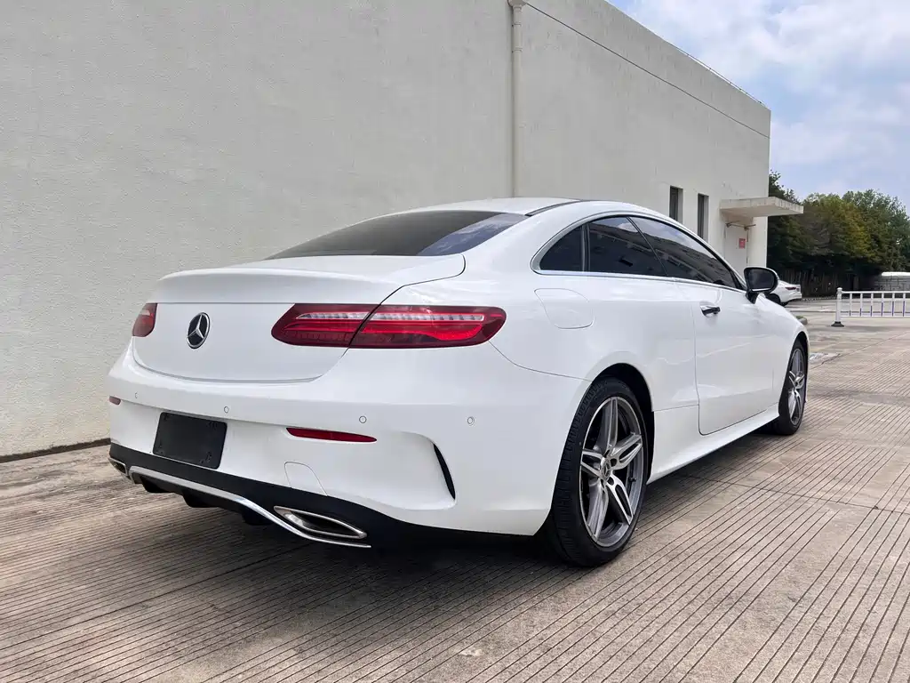 Mercedes-Benz E-Class 2020 — фото 22