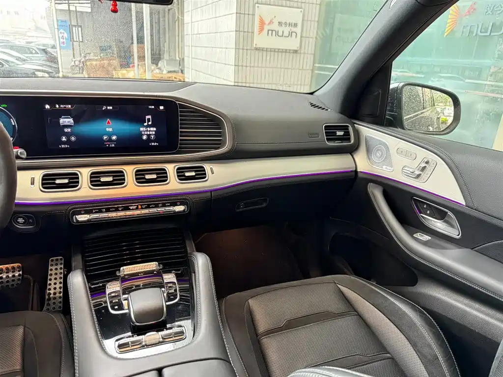 Mercedes-Benz GLE AMG 2022 — фото 12