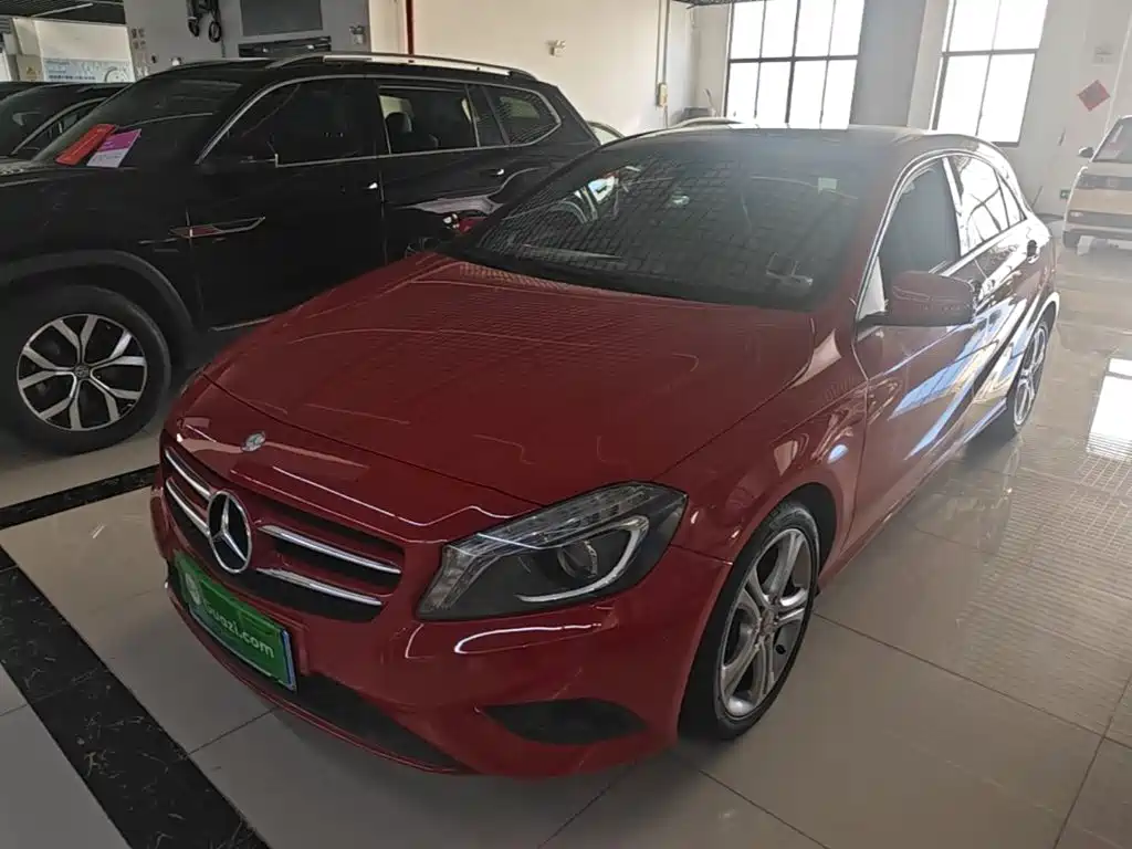 Mercedes-Benz A-Class 2015