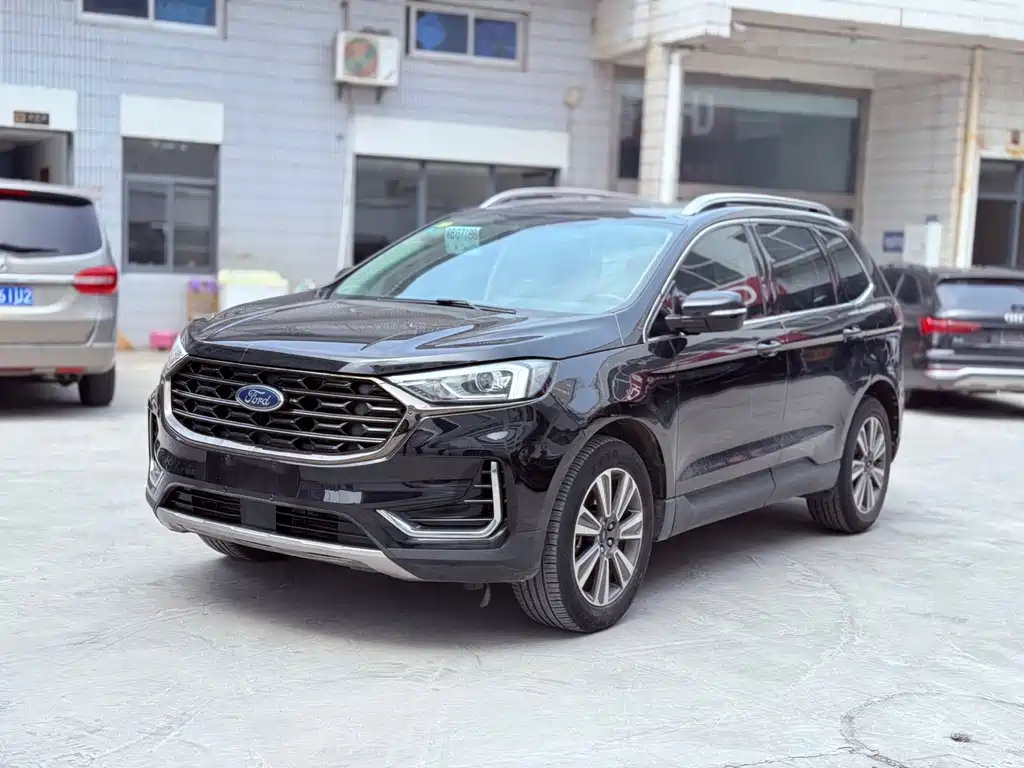 Ford Edge 2021 — фото 15