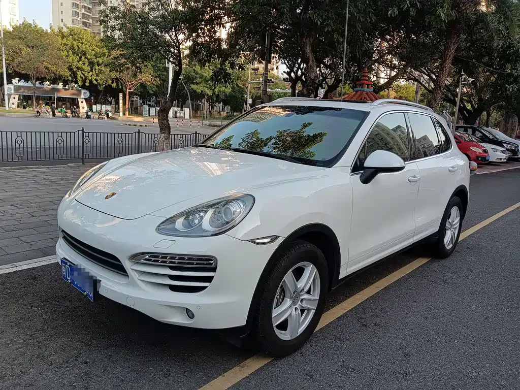 Porsche Cayenne 2012