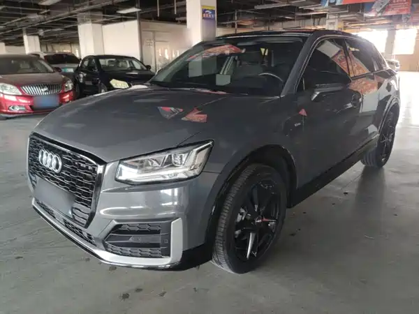 Audi Q2L 2021