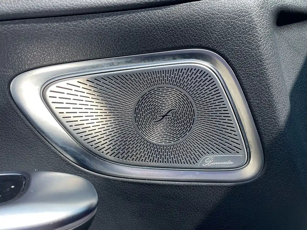 Mercedes-Benz C-Class 2022 — фото 22