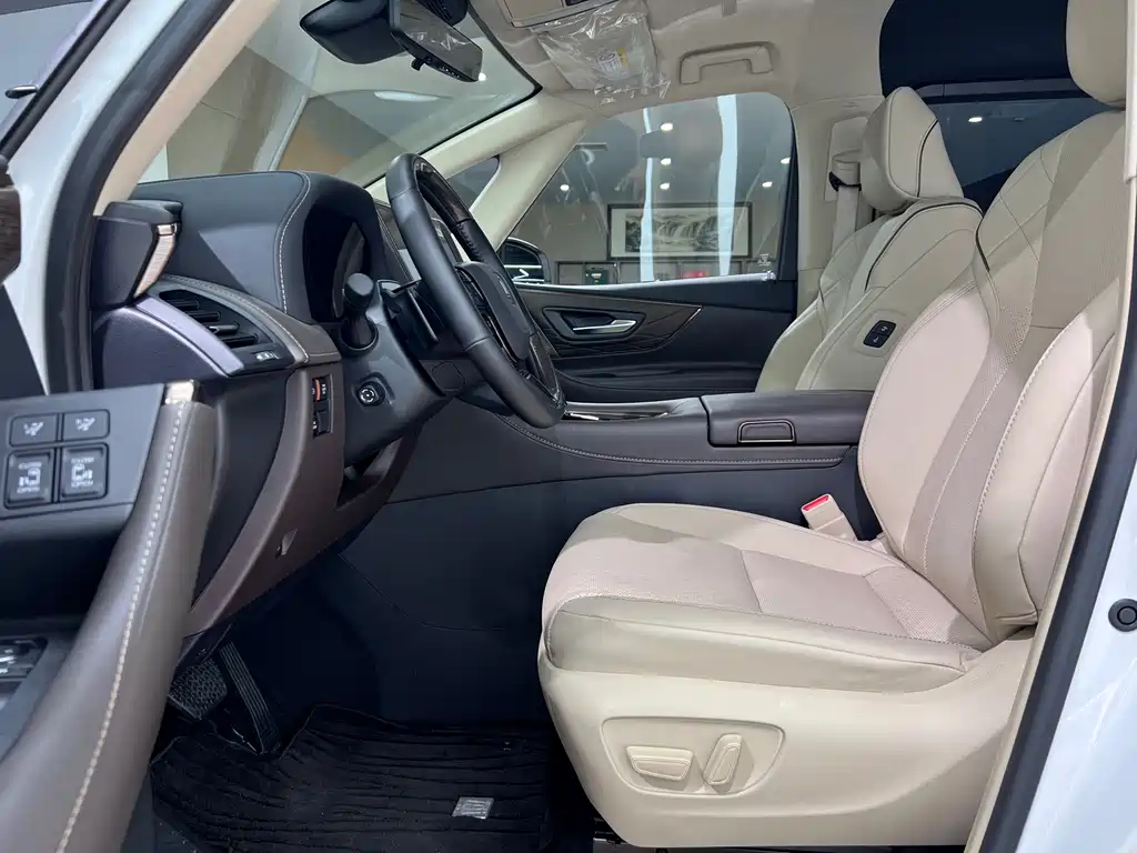 Toyota Vellfire 2025 — фото 13