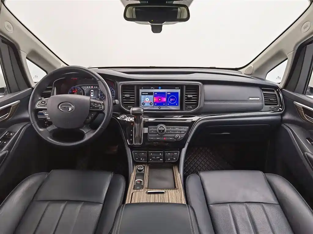 GAC Motor Trumpchi M8 2020 — фото 24