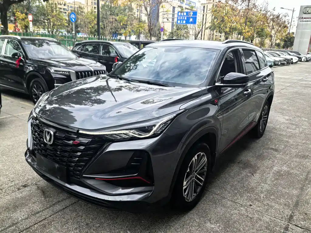 Changan CS75 PLUS 2022 — фото 1