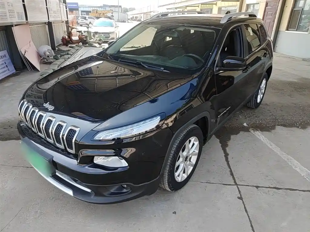 Jeep Cherokee 2017 — фото 2