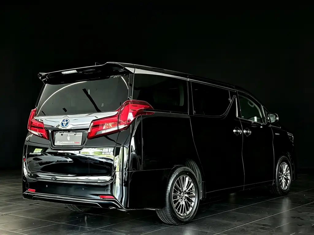 Toyota Alphard 2021 — фото 9