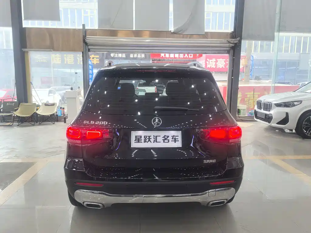 Mercedes-Benz GLB 2021