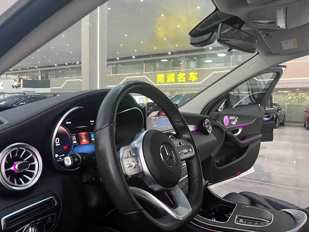 Mercedes-Benz C-Class 2021 — фото 12