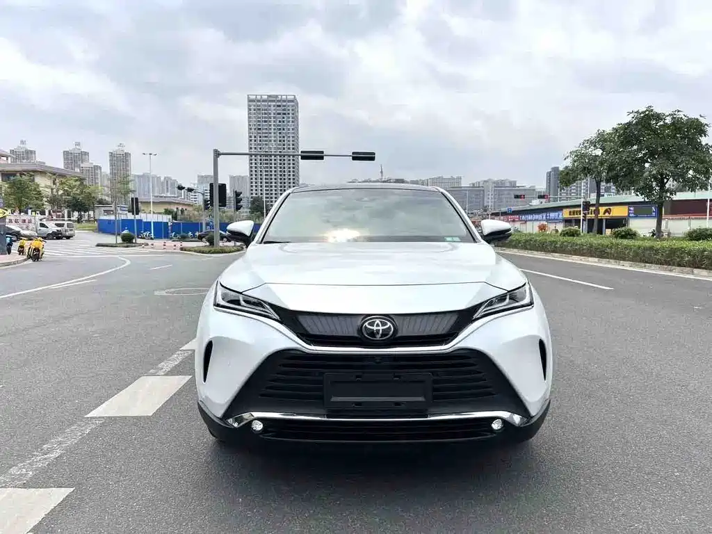Toyota Harrier 2022 — фото 2