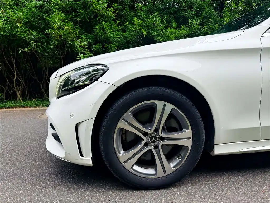 Mercedes-Benz C-Class 2019 — фото 16