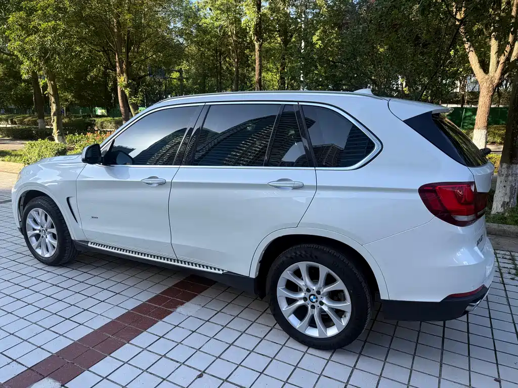 BMW X5 2019 — фото 9