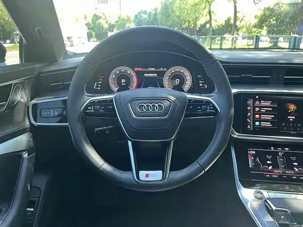 Audi A6L 2025