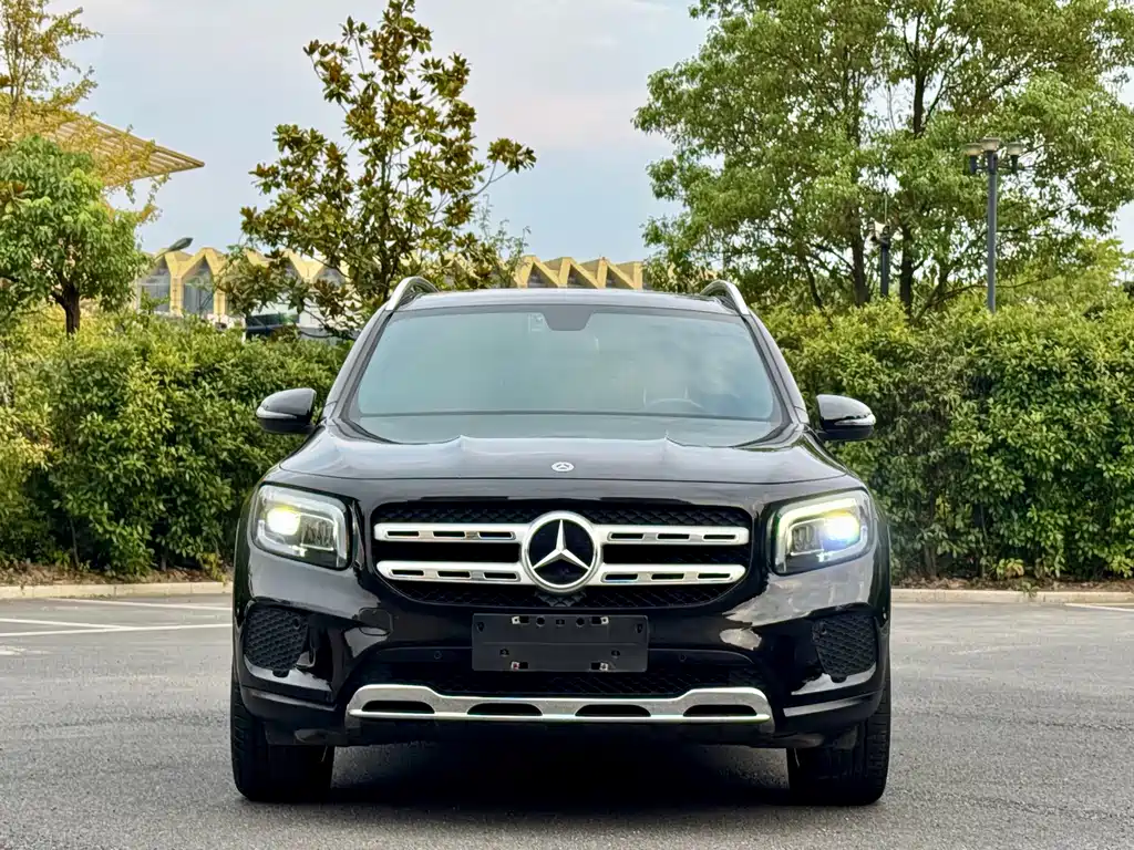 Mercedes-Benz GLB 2022